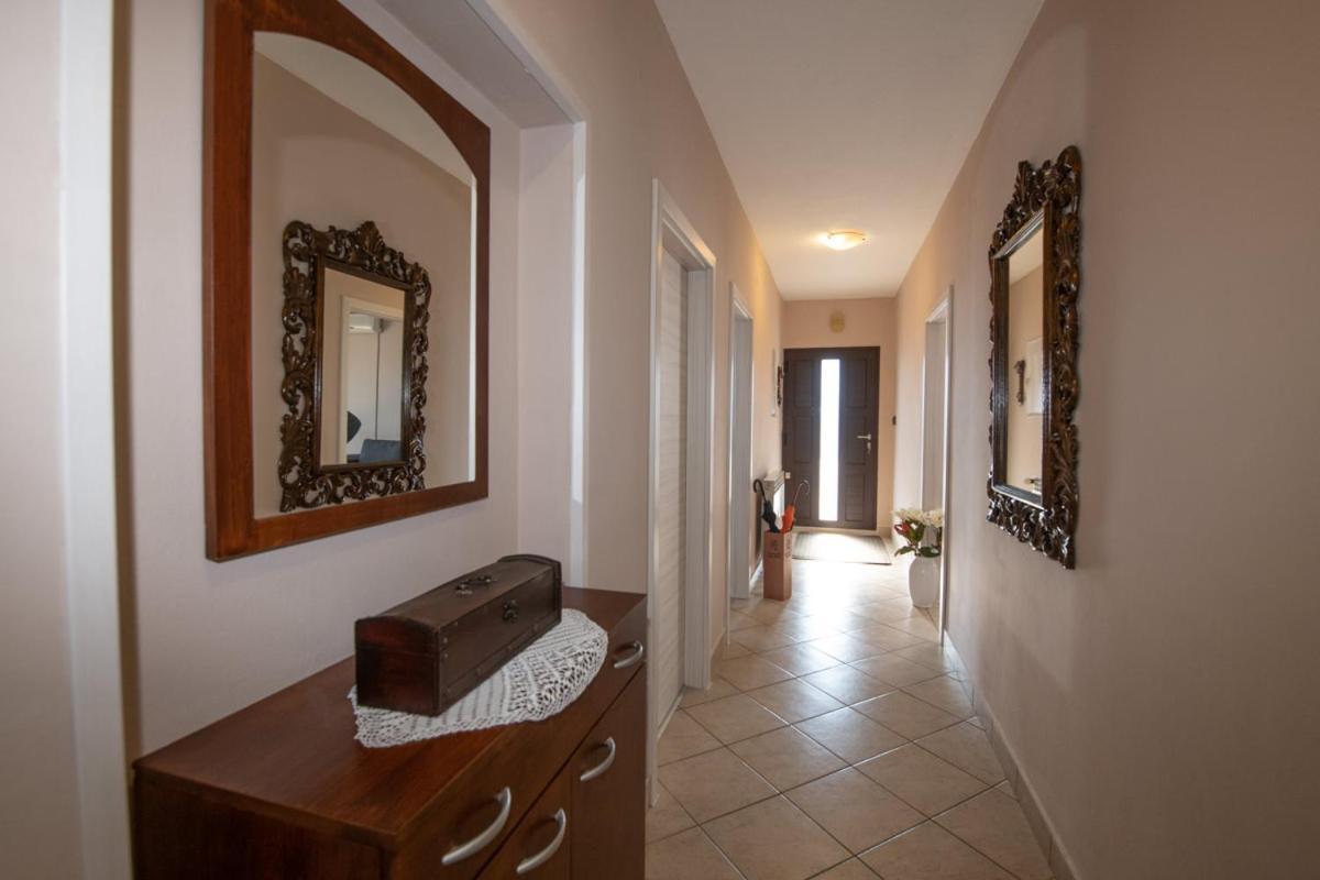 Apartman Elvis Lovran Exterior foto
